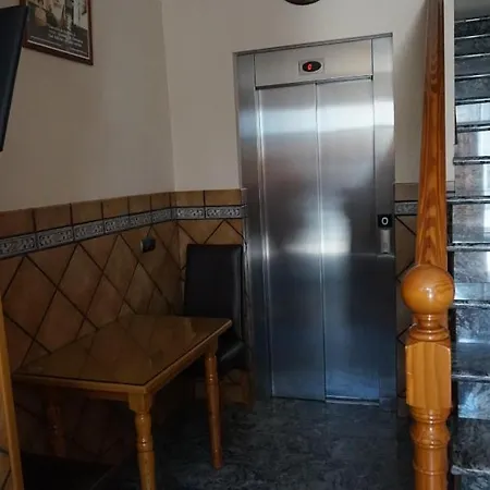 ゲストハウス Ana アルアマ・デ・グラナダ